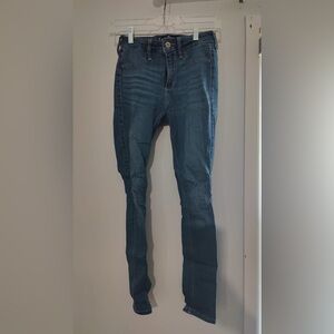 Hollister Blue Skinny Jeans Versatile Everyday Wear